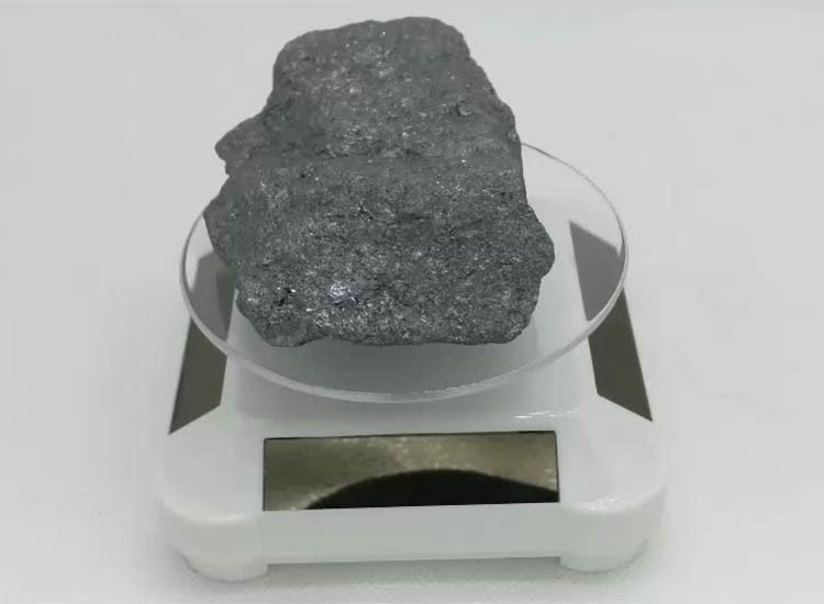 6818 Deoxidizer Silicon Carbon Alloy Metal Lump High Grade For Steelmaking